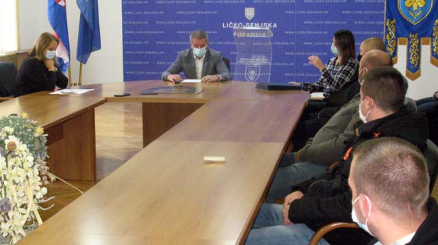 Mladi poljoprivrednici dobili su danas potporu za svoj posao i ostanak na selu                                                                                                                                                                            